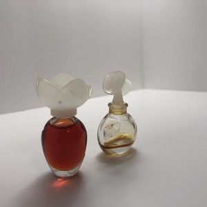 Vintage Chloe Narcisse Perfume Miniature 3.7 ml Parfum .12 Fluid Oz And Chloe